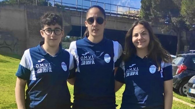 TRE AZZURRE A GENOVA